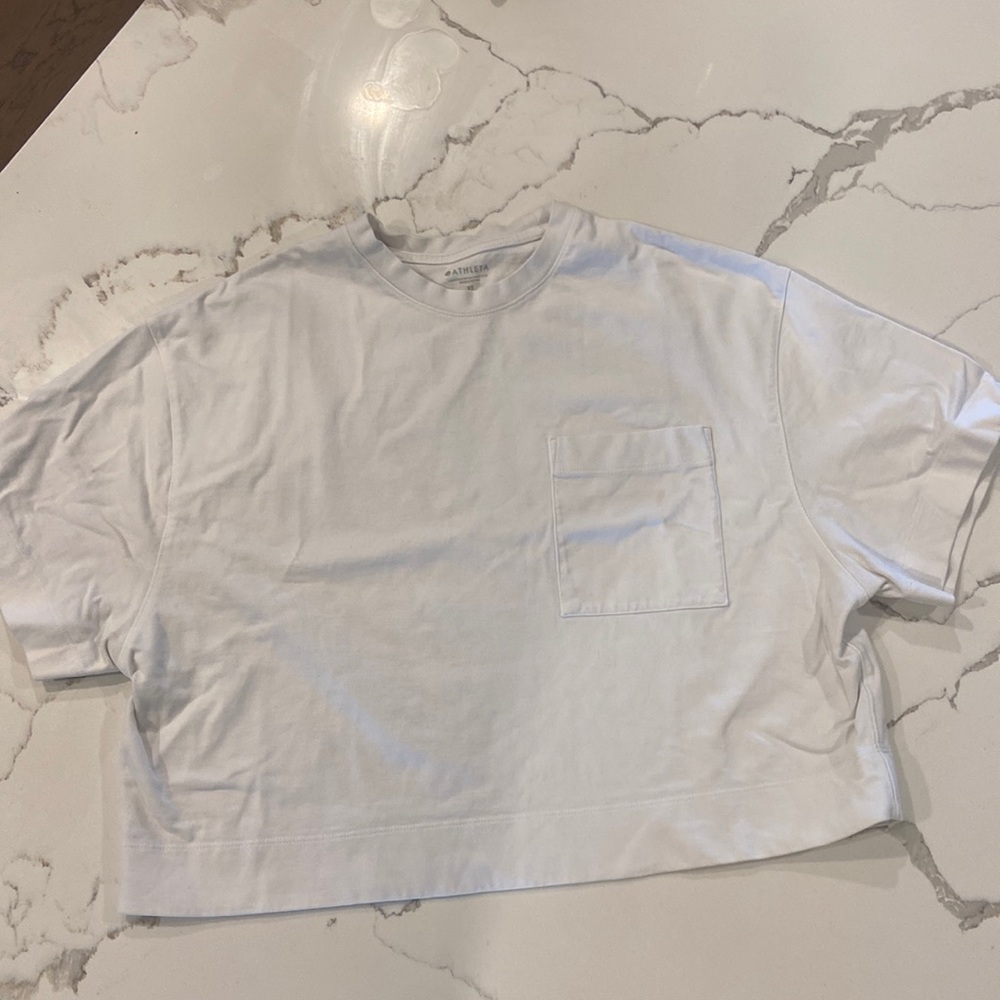 Athleta tshirt